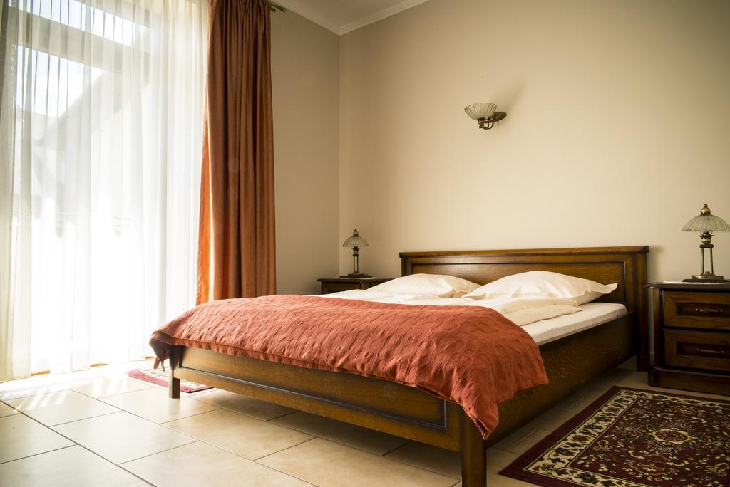 Bed and breakfast Koba 3*